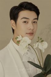 -易摄影婚纱摄影工作室