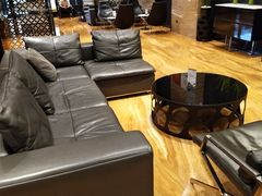 -武汉光谷广场杨家湾地铁站怡程酒店