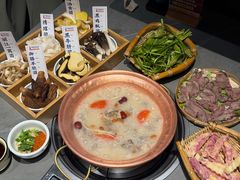 -阿婆情腊排骨火锅·野生菌季(古城旗舰店)