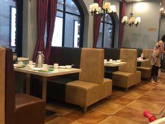 -闫府私房菜(经四路万达店)