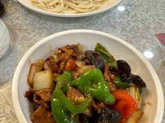-汗腾格里·风味餐厅(新疆驻京办店)