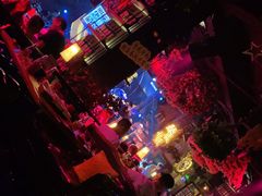 大堂-春风十里烧烤音乐吧(实力乐队驻唱三元里店)