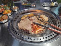 -马路牙子烧烤音乐酒馆(望京店)
