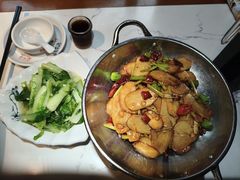 -小凤庭·地道湖北菜武昌鱼·藕汤(38年黄鹤楼店)