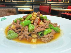 杭椒爆炒牛肉-新白鹿餐厅(第一百货店)