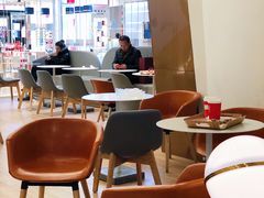 大堂-奈雪的茶(市百一店)