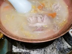 酸汤红胡椒羊肉锅仔-南京大牌档(三阳广场苏宁店)