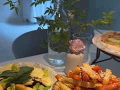 -春树下·树屋花房西餐厅(罍街AS1980店)