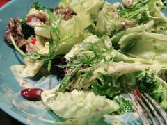 -悦享绿山墙西餐厅