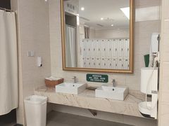 -名流健康体检中心·上海名宾门诊部
