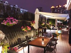 景观位-鲁采LU STYLE(新天地店)
