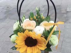 -花冠鲜花(勿忘我花店)