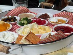 -MADO冰淇淋咖啡馆(淘金店)