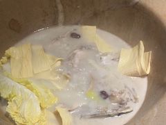 -滇香肴·云南菜蒸汽石锅鱼(云南北路店)