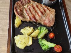 -必胜客(新中纬店)