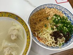 酸辣龍抄手-龙抄手(春熙路总店)