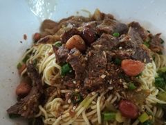 -阿阳牛腩腌面店