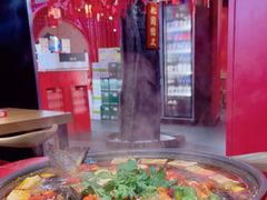 -三顾烤庐·烤鱼·烧烤·龙虾(奉贤店)
