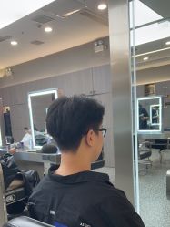-川和潮人