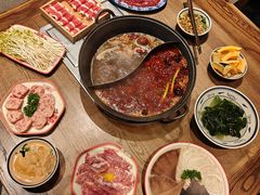 手工炒料菌汤鸳鸯锅-袁山山重庆火锅(丈八北路店)