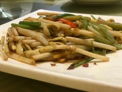 -黄但记老店·陈村粉食府