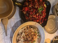 -巴厘龙虾·榜首油焖大虾(音乐学院·沿江酒馆店)
