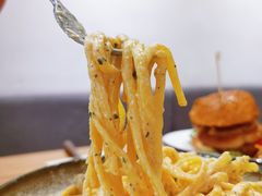 -HELLO 27 意面·沙拉·帕尼尼