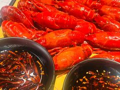 -肥肥虾庄·金牌油焖大虾(东湖欢乐谷店)