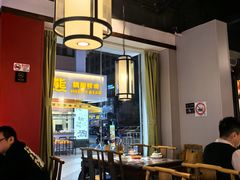 -川流不息·地道川菜·小龙虾(新松江路店)