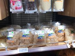 -中百仓储超市有限公司(越秀星汇维港店)
