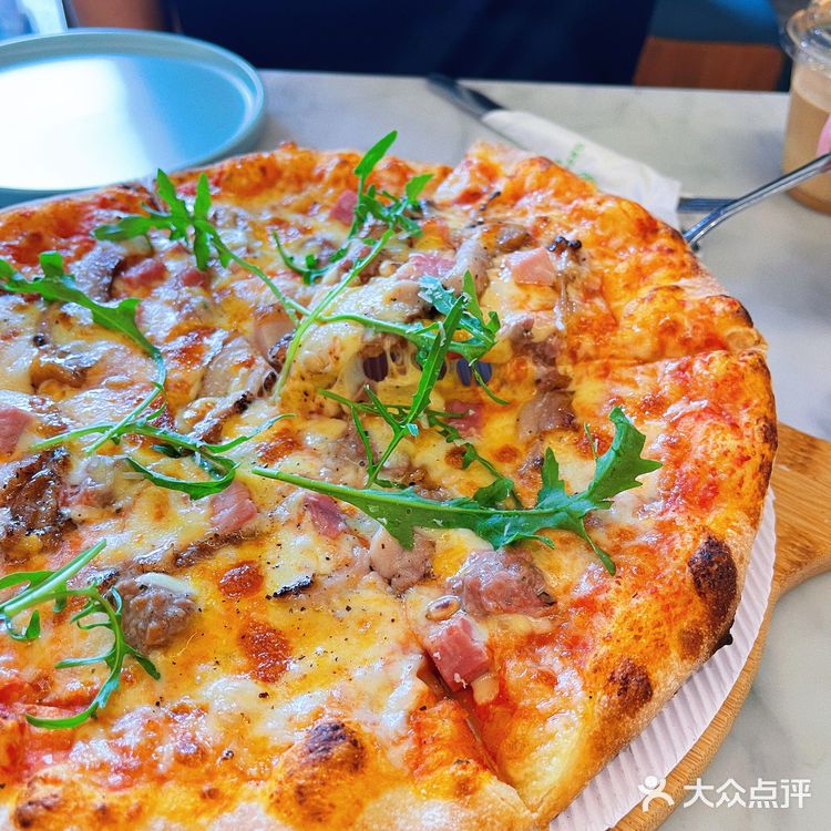 超适合情侣约会的餐厅 龙湖里一层 ️环境很棒