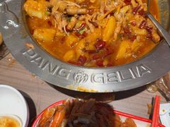 -胖哥俩肉蟹煲(富阳万达店)