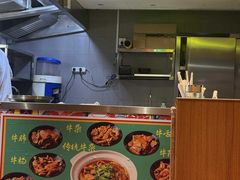 -肥仔文澳门猪骨煲(南京西路店)