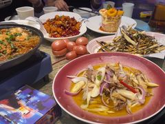 -巴特餐饮6加1音乐餐吧·新疆菜