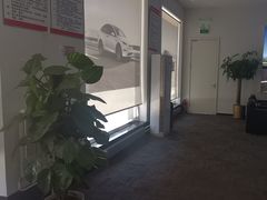 -北亚国超特斯拉授权钣喷中心