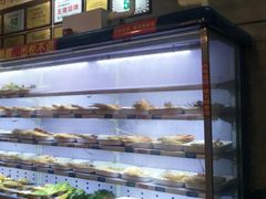 -马路边边串串香(涑河南街店)