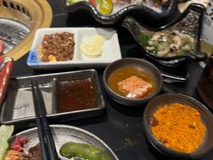 -山川小町·极番烧肉(新地假日广场店)