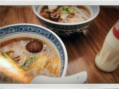 -沪西老弄堂面馆(定西路店)