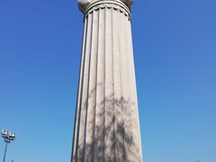 -鹦鹉寺公园