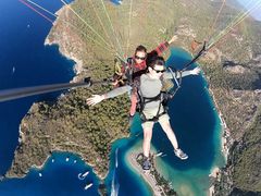 -费特希耶滑翔伞