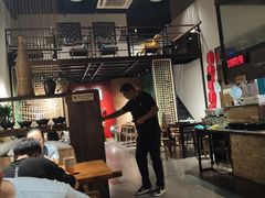 -八月美食小馆(银泰城总店)