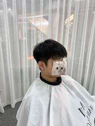 -艾美A·M Hair Salon