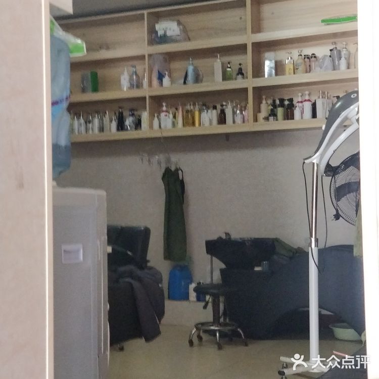 现在店面扩大了，感觉还是很适合学生党的