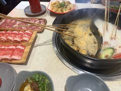 -钢管厂五区小郡肝串串香火锅(梅川路店)