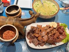 -乔家小院•非遗驴肉•青岛菜(滨河路店)