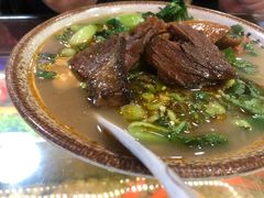 -金杨拉面王小吃面馆·牛三宝面·红烧牛肉粉