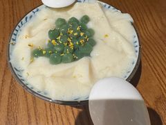 小青团冰豆花-李百蟹·江南蟹黄面·河景餐厅(夫子庙总店)