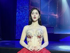 -金东尼人妖秀