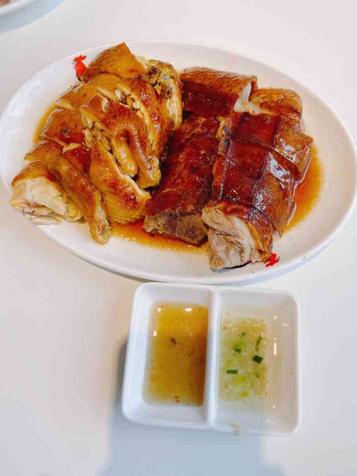 深井陈记烧鹅茶冰厅(南昌境界店)-"随缘选的一家店,感觉自己光顾最多