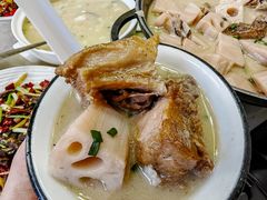 -菠萝利亚私厨